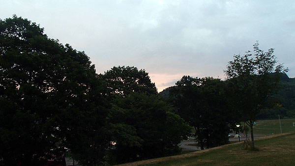 ８月７日のキャンプ場の朝